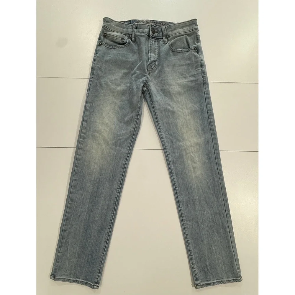American Eagle Outfitters Mens Slim Straight Jeans Light Wash 28x32 M106